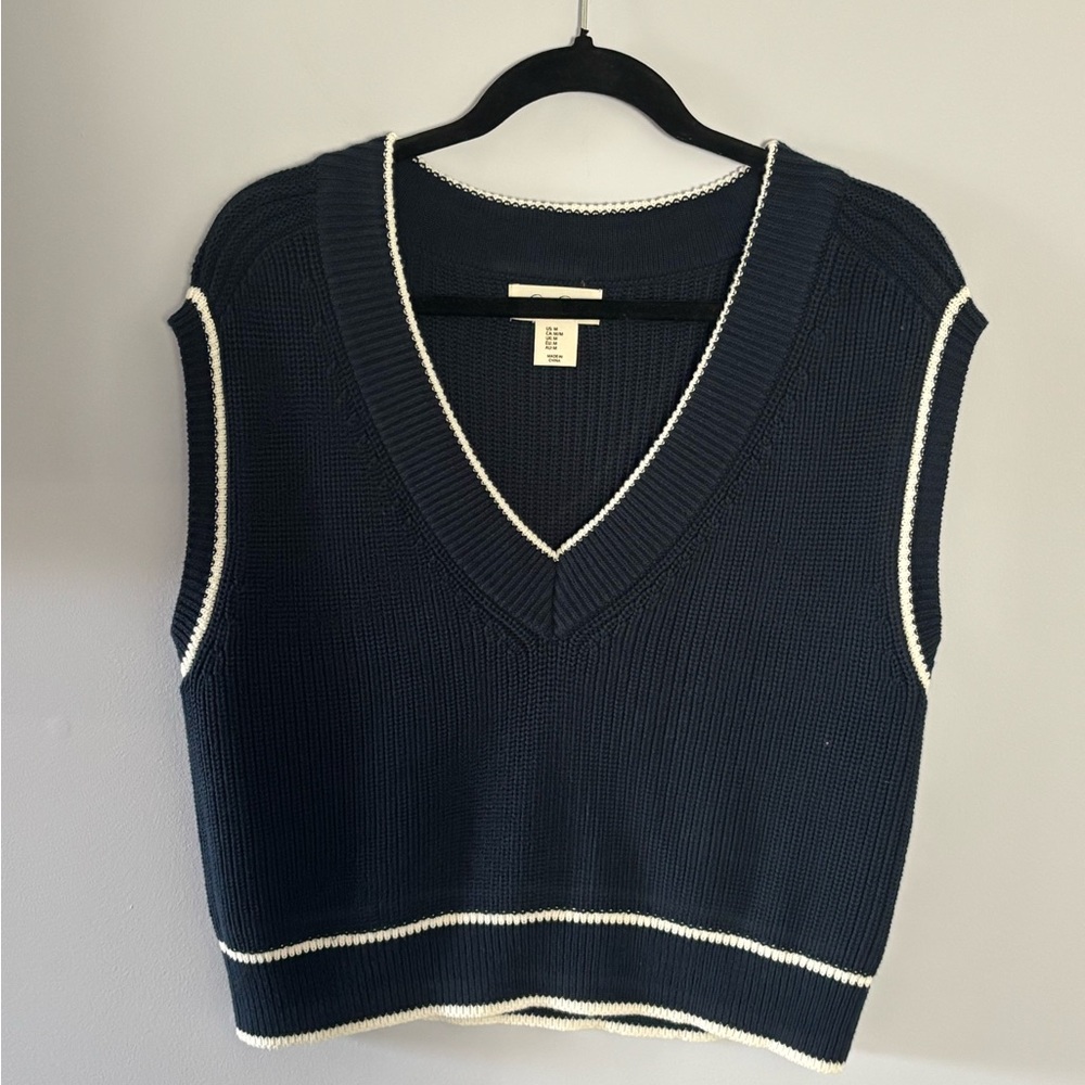 Navy Blue Knit Sleeveless Sweater Vest